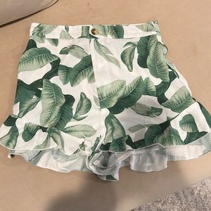Show me your mumu banana leaf shorts